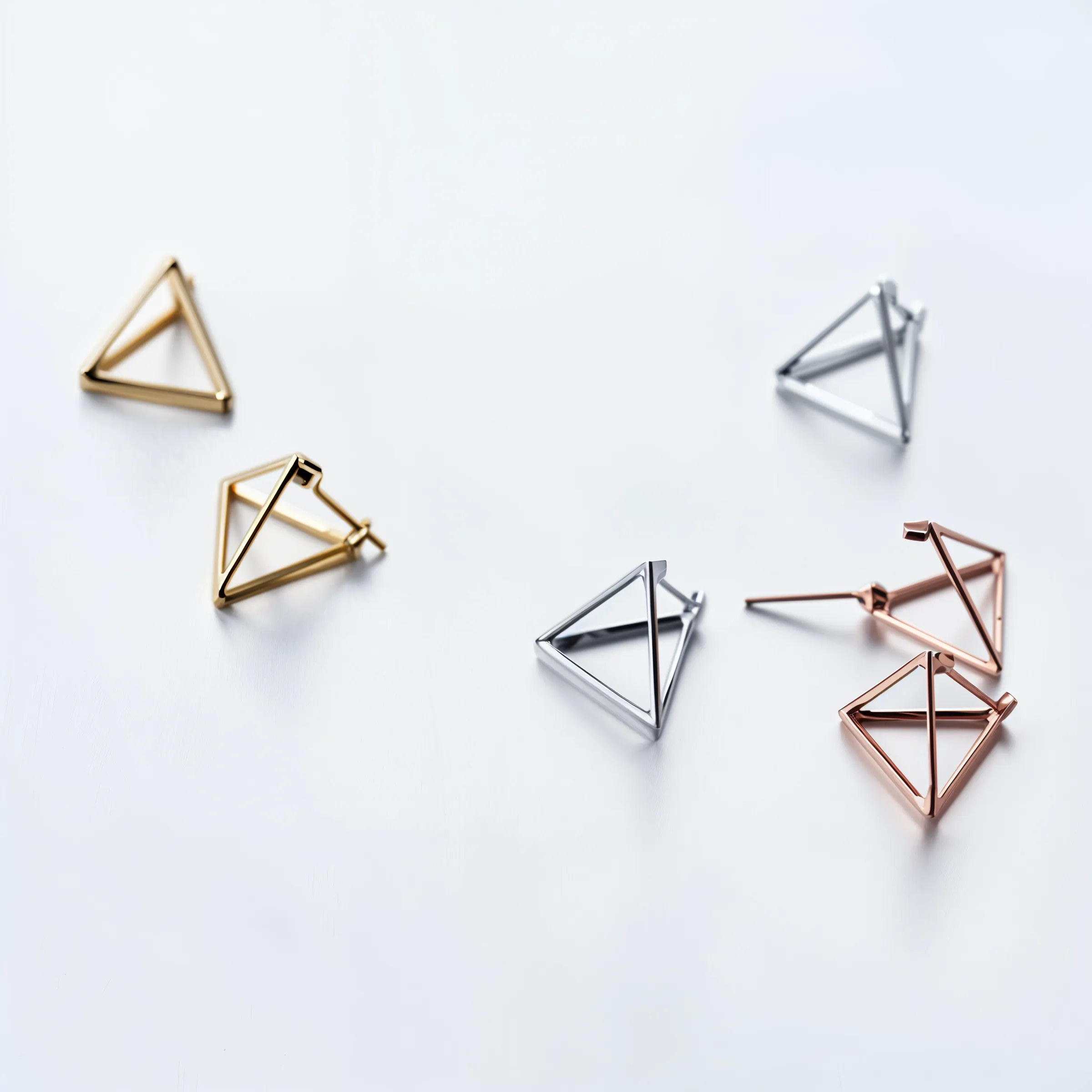 3D Triangular Minimal Studs