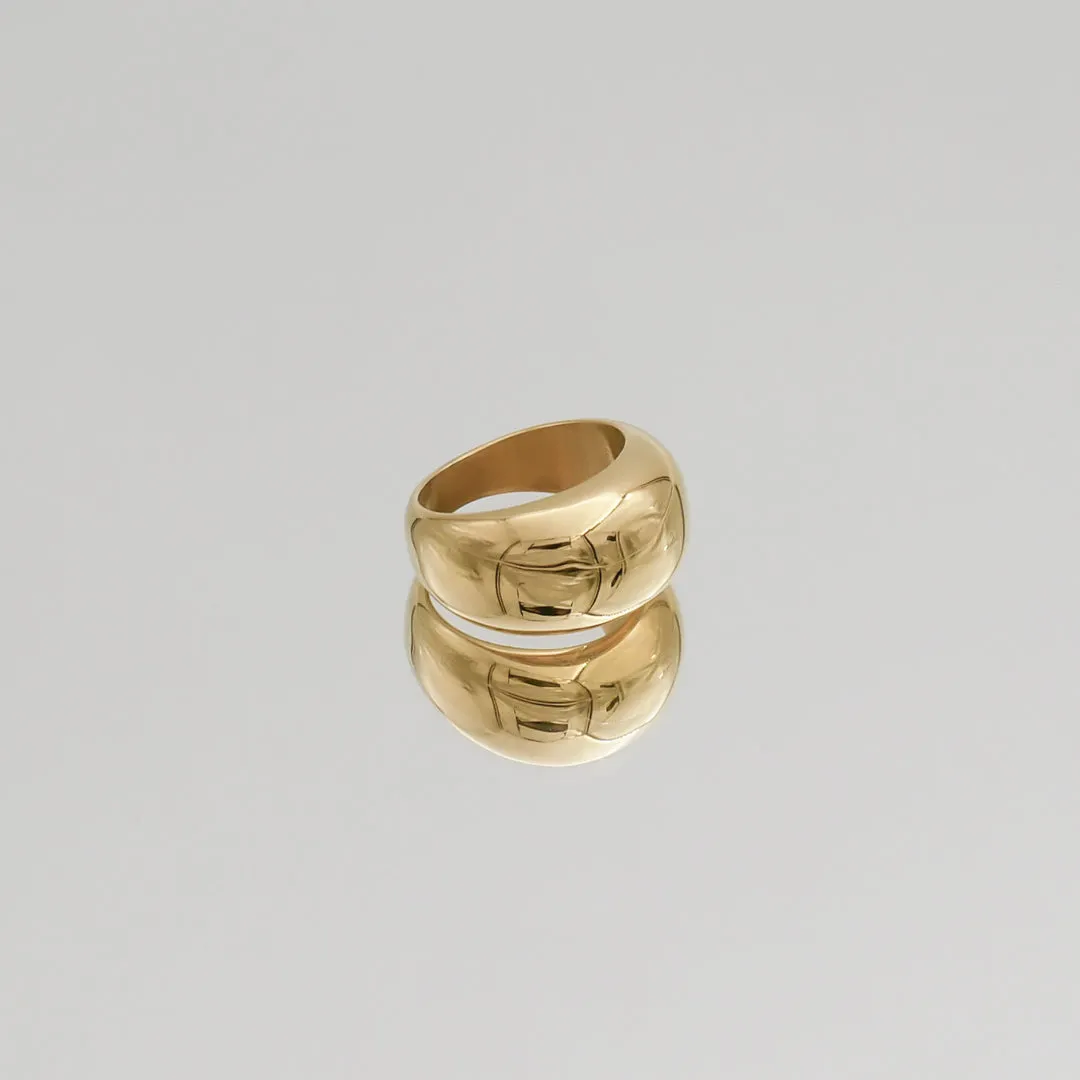 Alexa Dome Ring | Gold