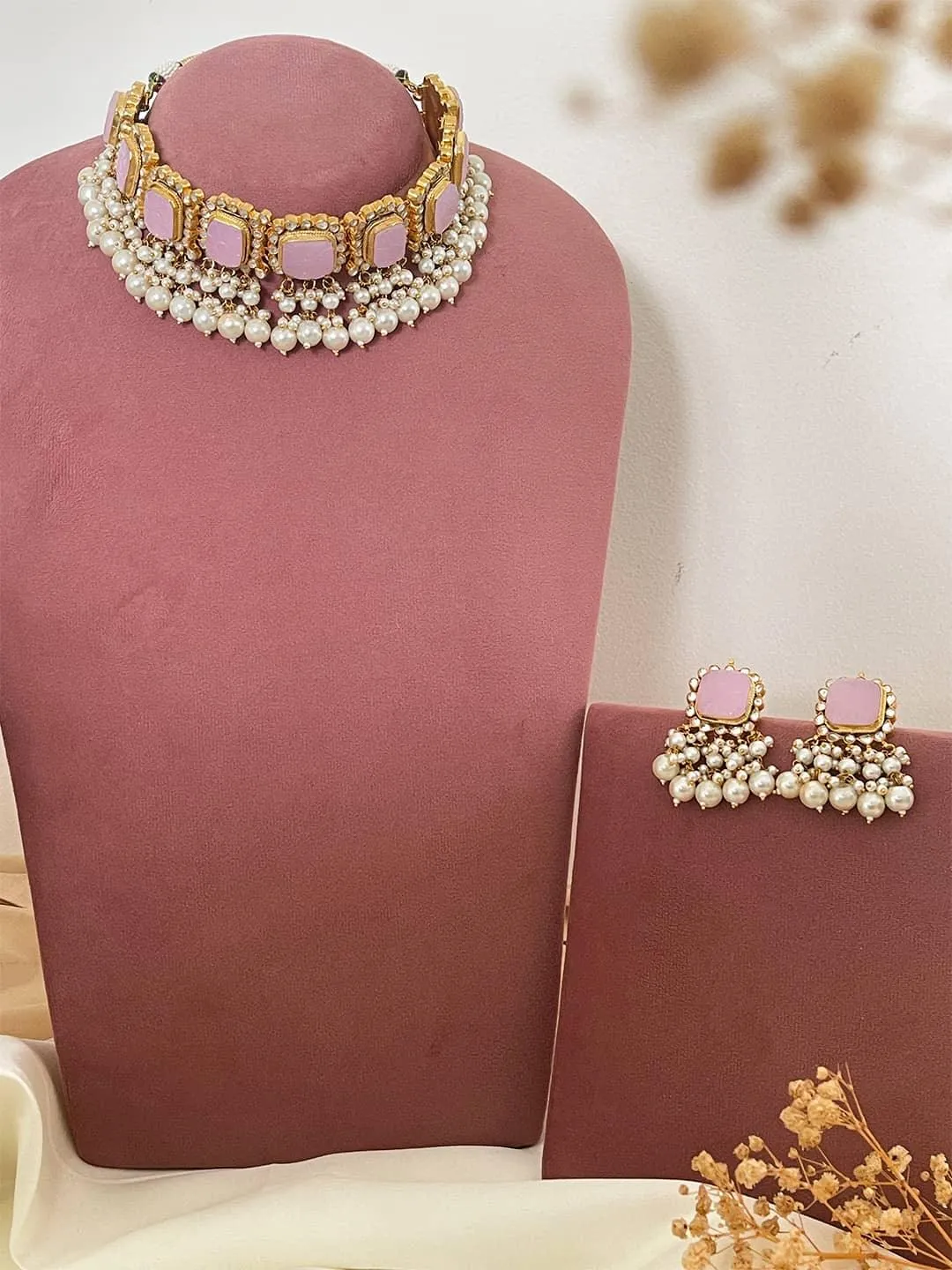 Antique Gold Choker Necklace With Pearl Beads