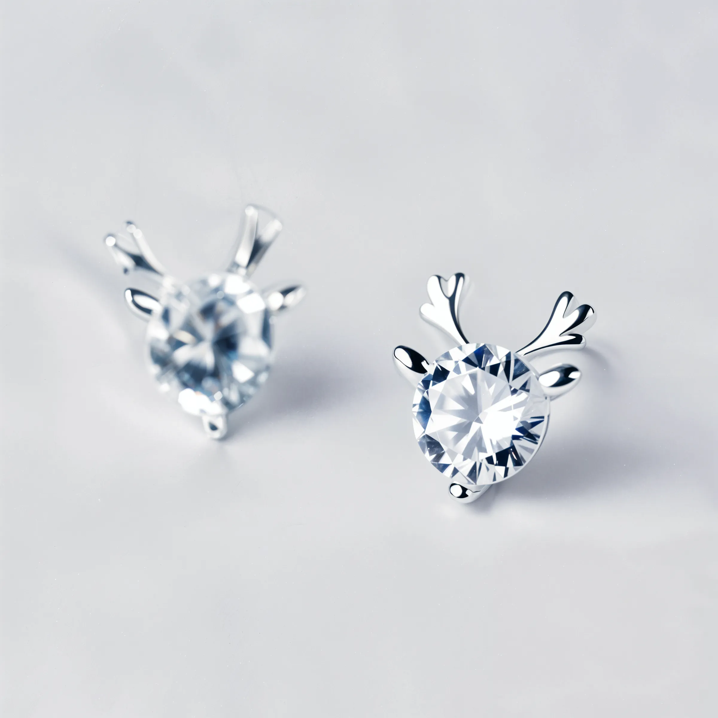 Antlers Minimal Solitaire Studs