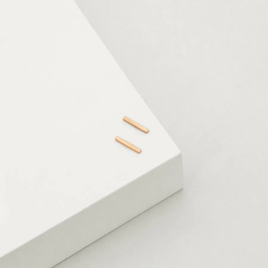 Bar Stud Earring | Rose Gold