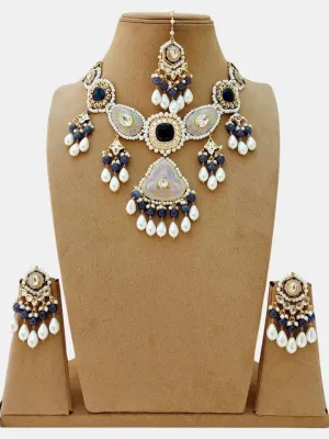 Blue Kundan Beaded Pendant Choker Set