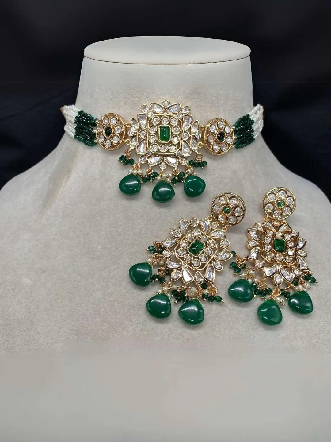 Bridesmaids Kundan Choker Set