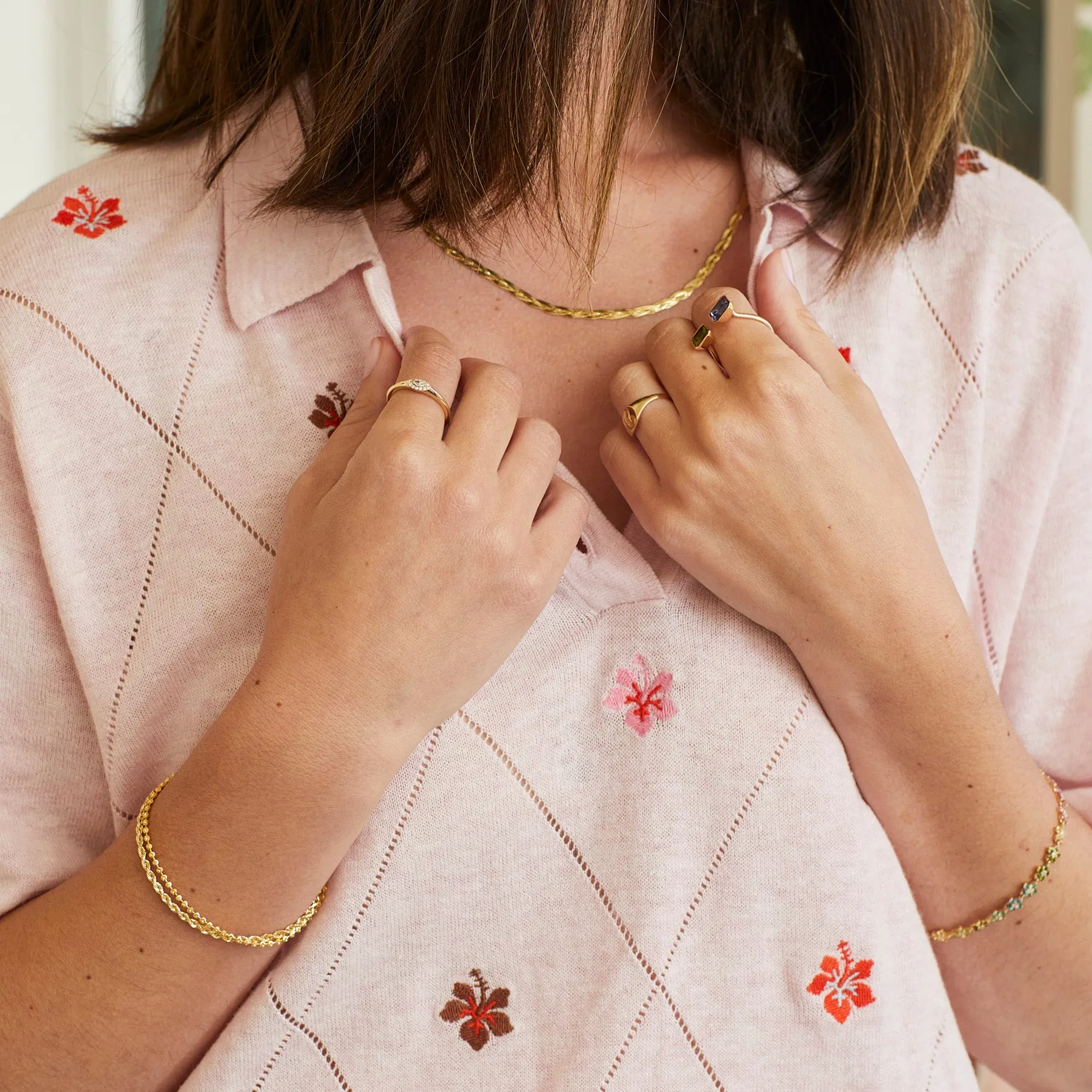 Crescent Cut Spot Chain Bracelet