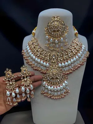 Elegant White Pearl Kundan Necklace