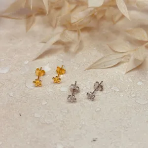 Gold or Silver Flower Studs