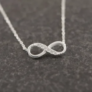 Shuangshuo Tiny Infinity Crystal Pendant Necklaces for Women Choker Lucky Number Eight Geometric Silver Long Chain Necklace