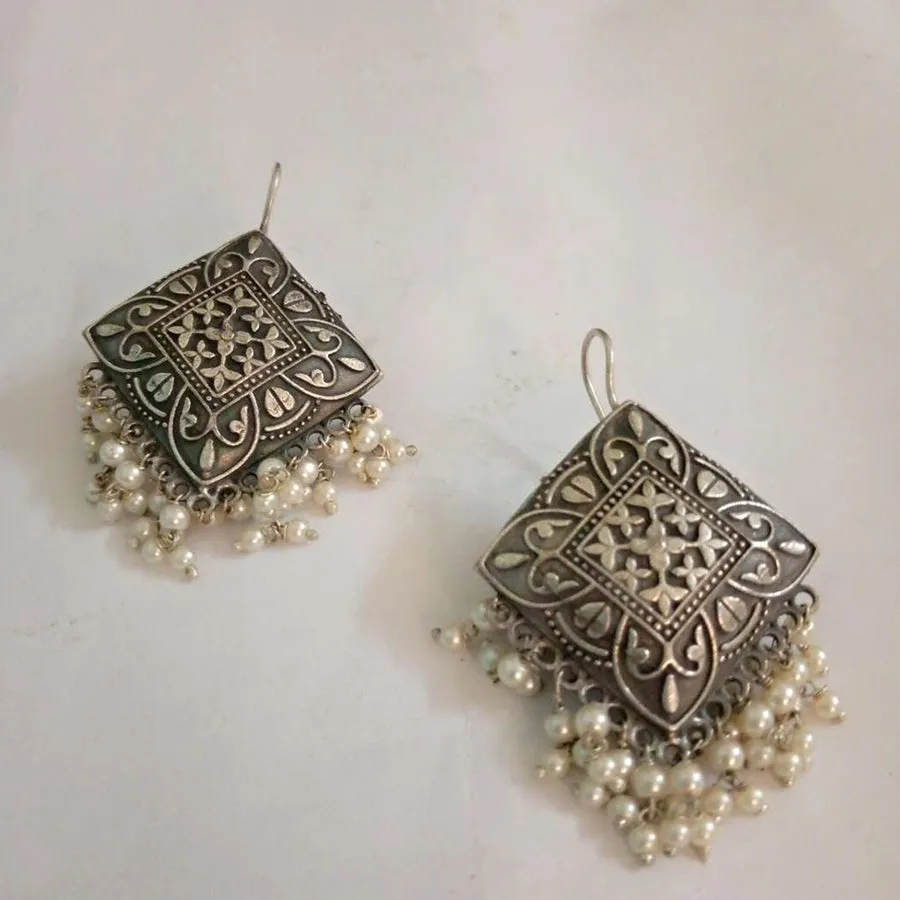 Silver Tone Small Pearls Earrings