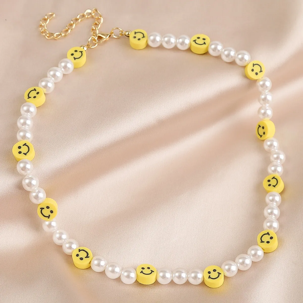 VenusFox Summer Ethnic Imitation Pearl Choker Necklace For Women Girls Sweet Soft Clay Beads Chain Necklace Flower Heart Jewelry