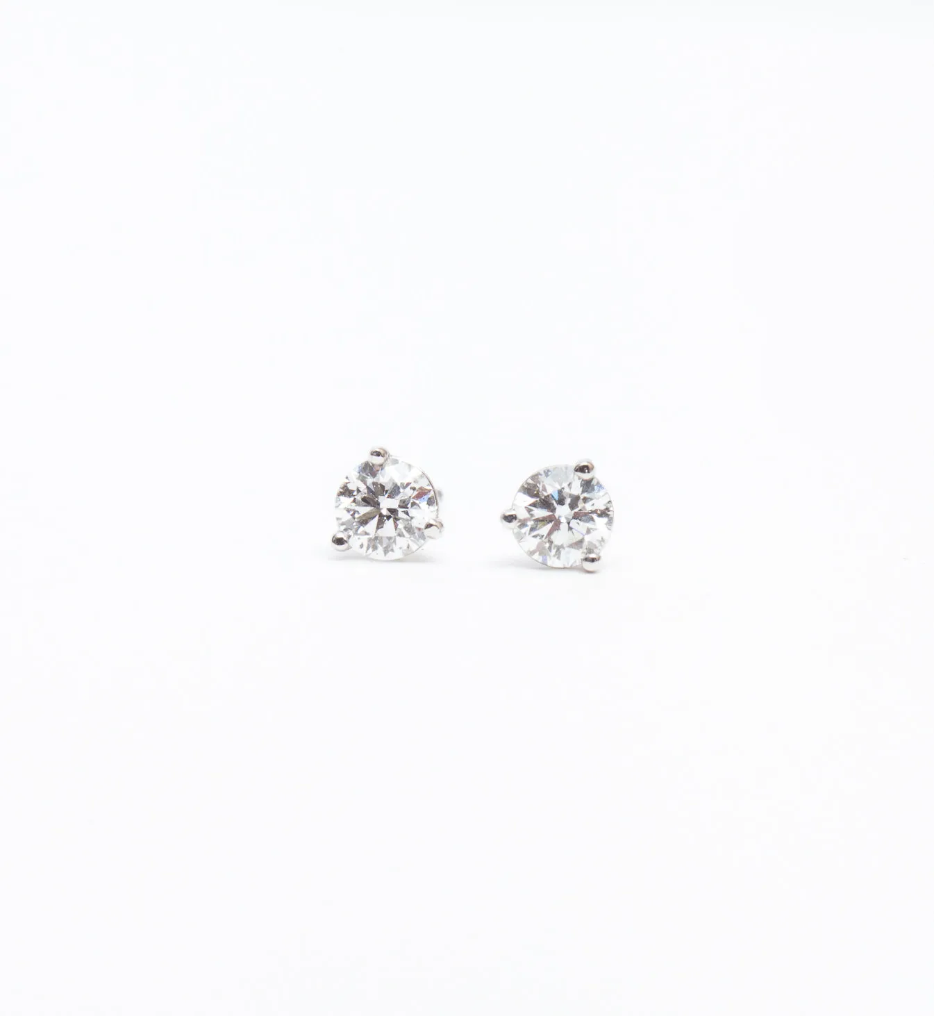 White Gold 0.50 ctw Three-Prong Diamond Studs